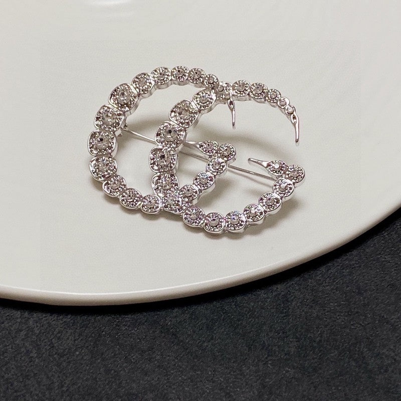 Gucci Double Crystal 18K Gold Brooch