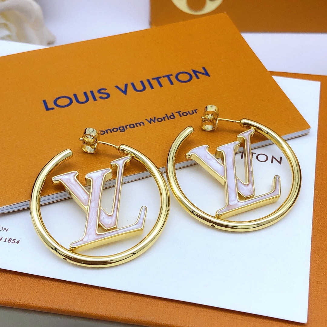 Louis Vuitton Louise Hoop Pearls 18K Gold Earrings