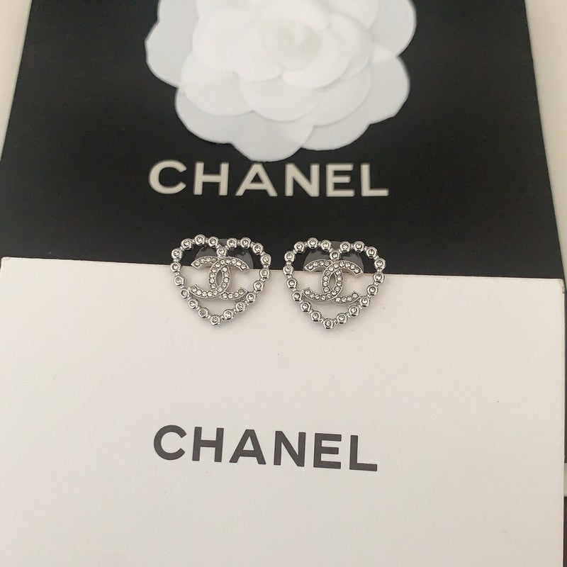 Chanel Black Heart Diamond 18K Gold Earrings