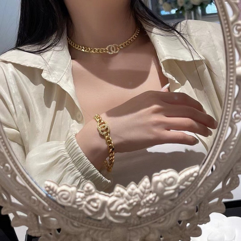Chanel Diamond Choker 18K Gold Necklace