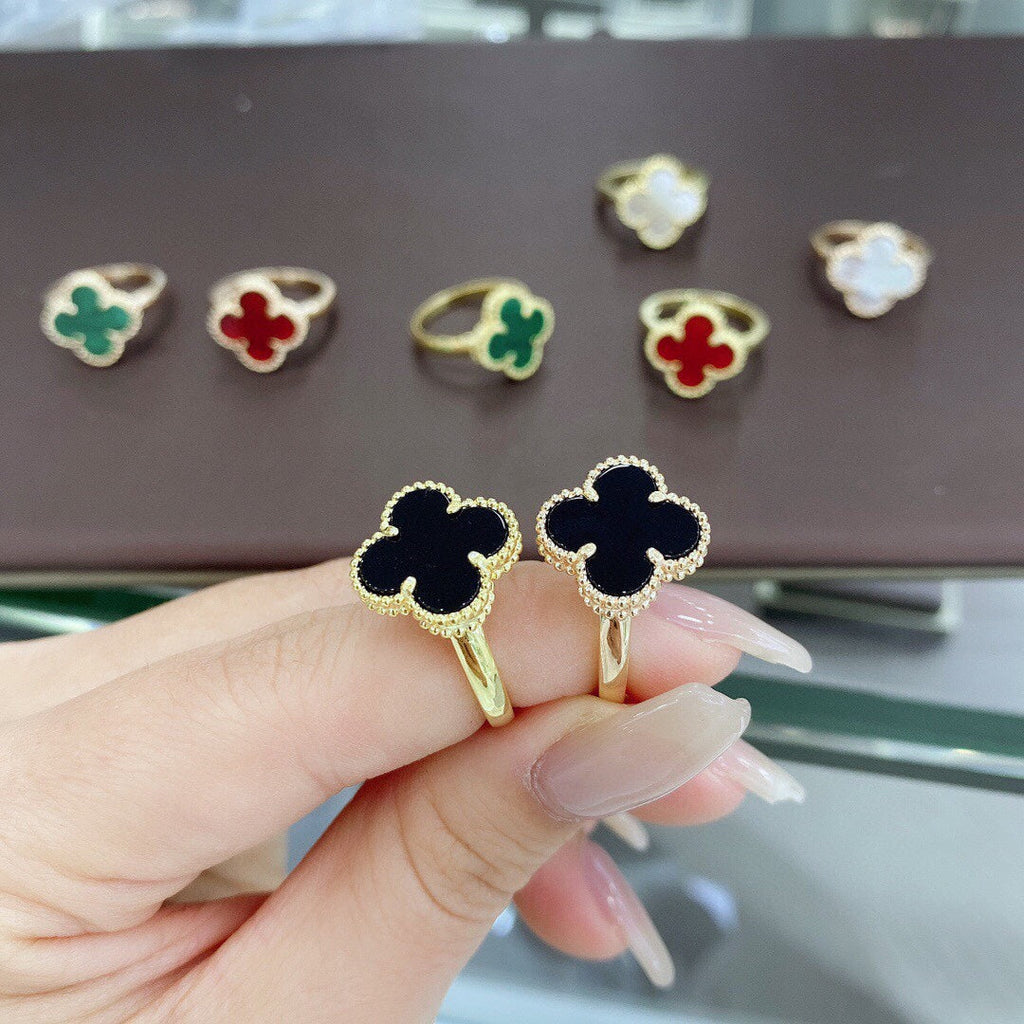 Magic Alhambra Clover 18K Gold Ring