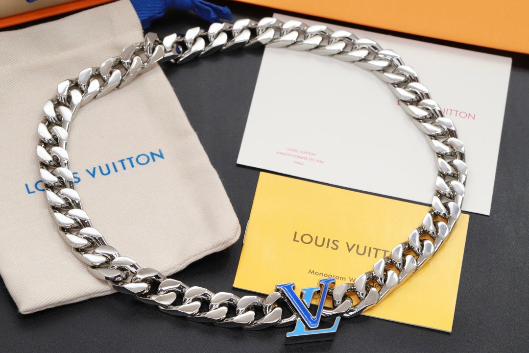 Louis Vuitton Blue Chain 18K Gold Necklace
