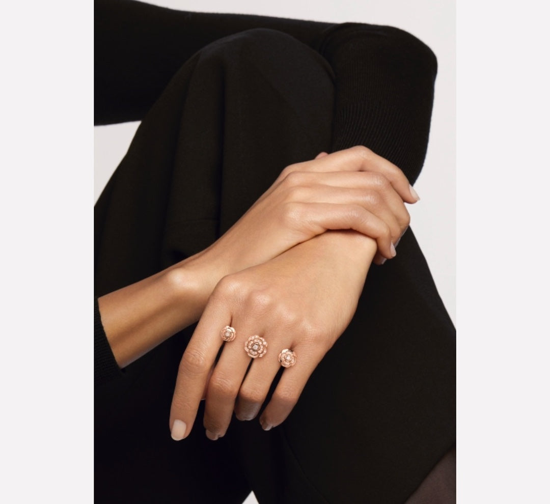 Chanel Extrait De Cam ̈¦lia Transformable 18K Gold Ring