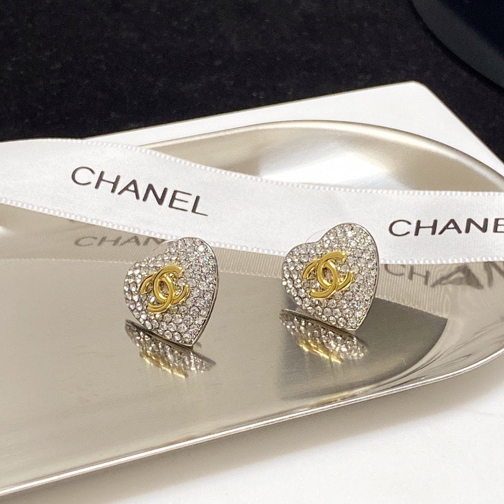 Chanel Heart Diamonds 18K Gold Earrings