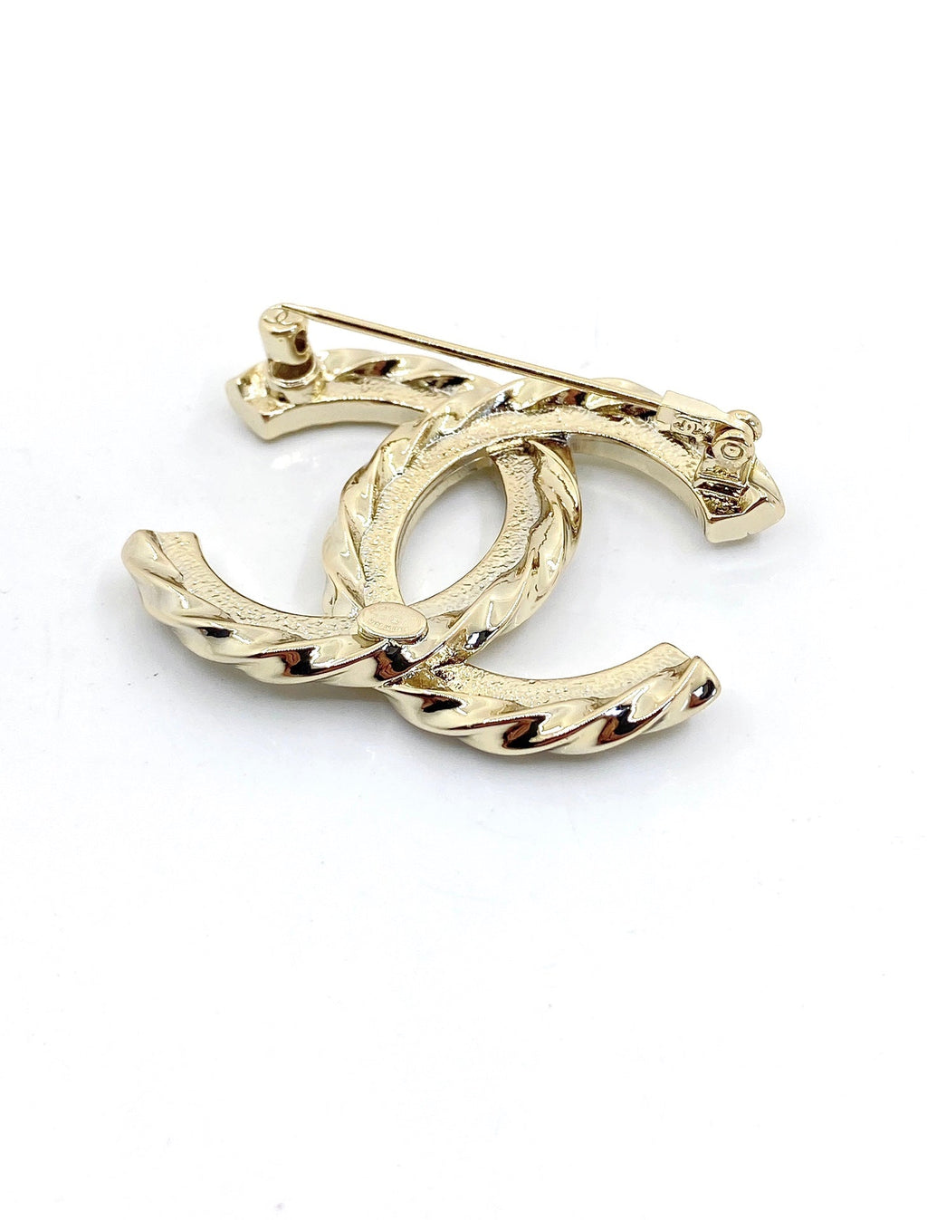 Chanel Diamonds 18K Gold Brooch
