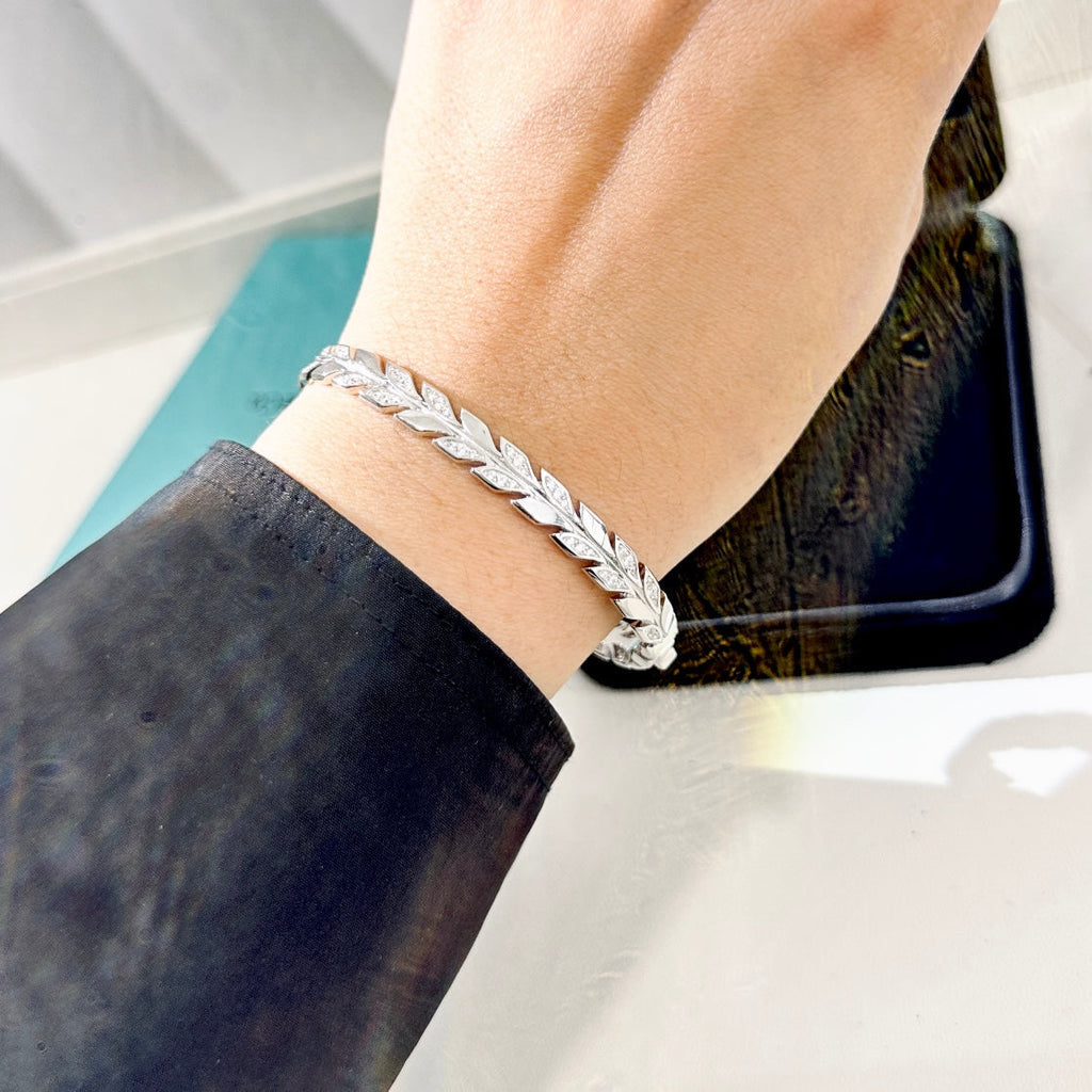 Tiffany Victoria Vine Diamonds 18K Gold Bracelet