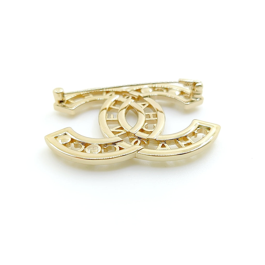Chanel Script Diamonds 18K Gold Brooch