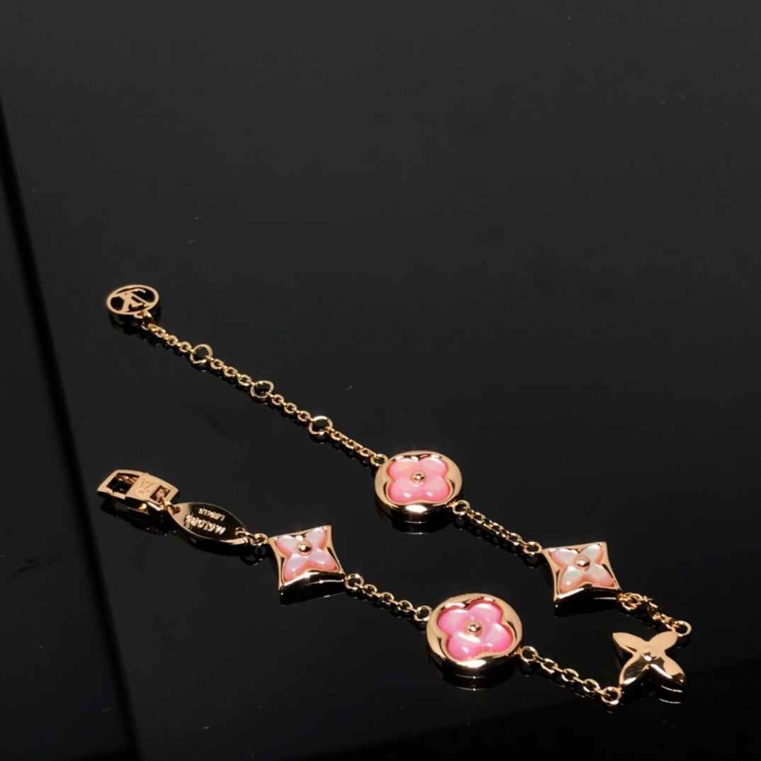 Louis Vuitton Idylle Blossom 18K Gold Bracelet