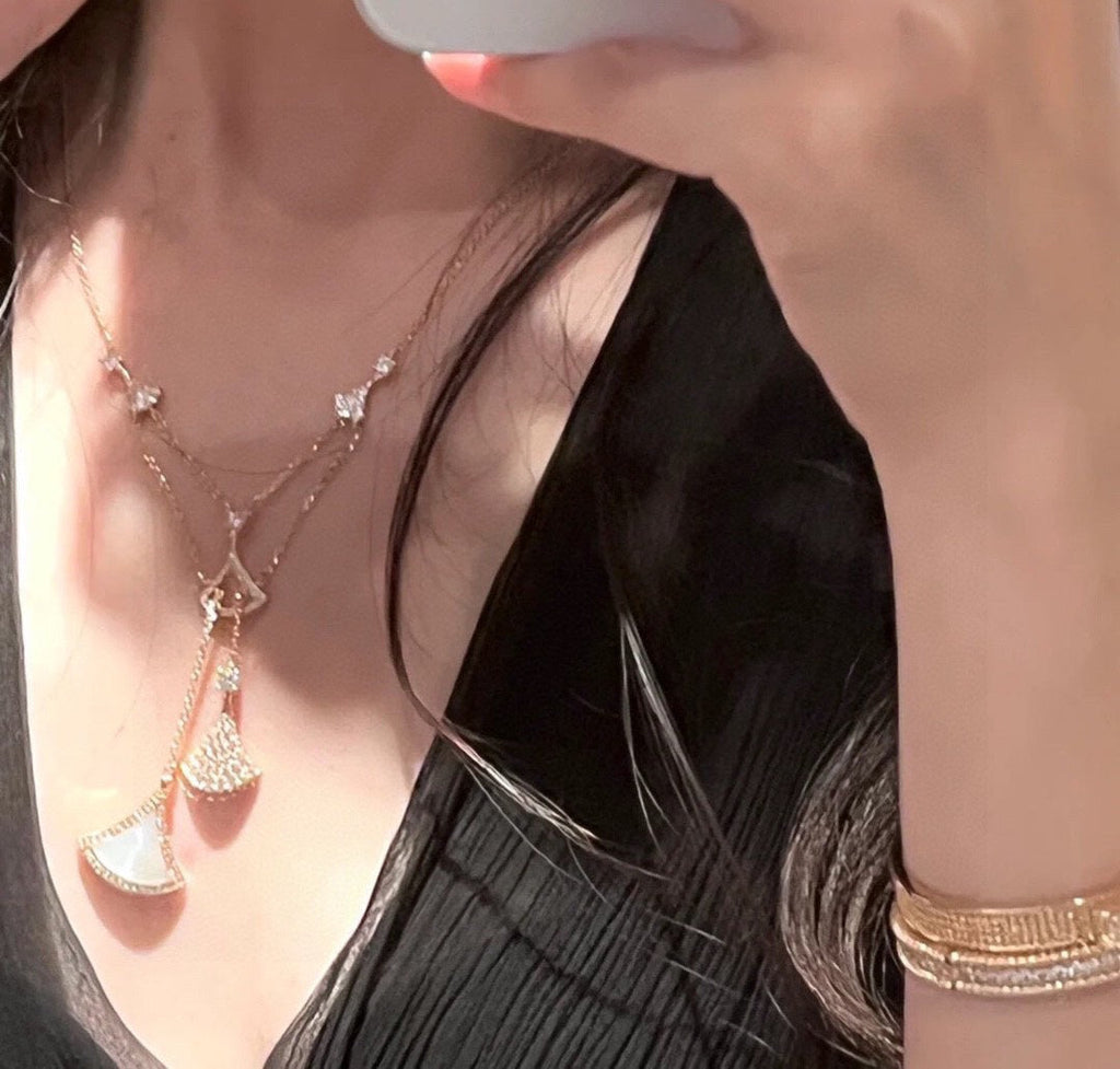 Bvlgari BVLGARI Dream Pearls 18K Gold Necklace