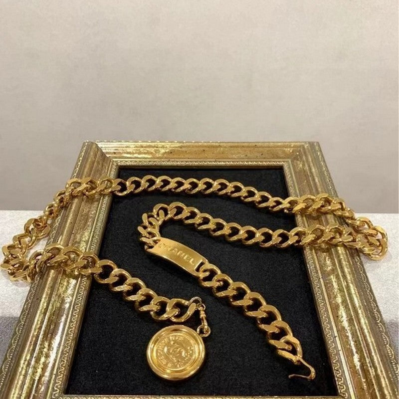 Chanel Gold Vintage 18K Gold Necklace