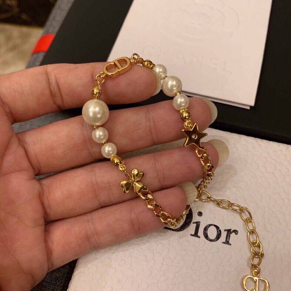 Dior Petie Pearls 18K Gold Bracelet