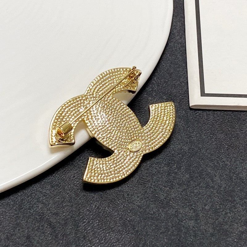 Chanel Pearl Gold 18K Gold Brooch