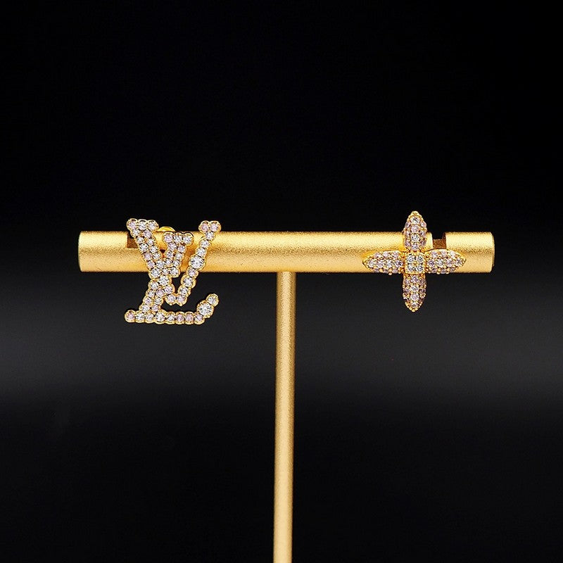 Louis Vuitton Iconic Tr ̈¦sor 18K Gold Earrings