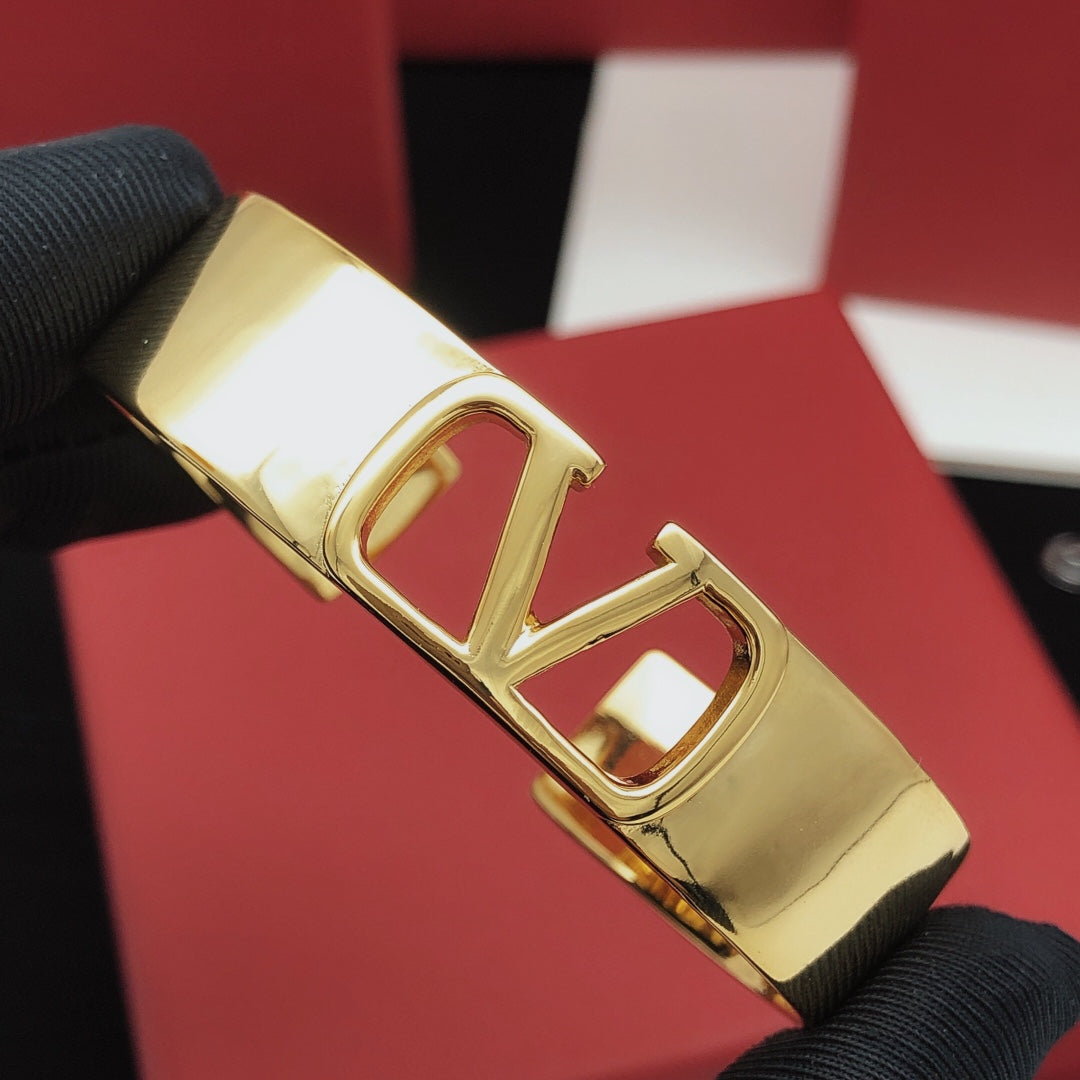 Valentino Cuff 18K Gold Bracelet