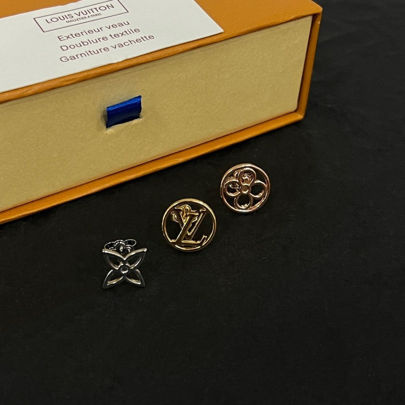 Louis Vuitton Blossom 18K Gold Earrings