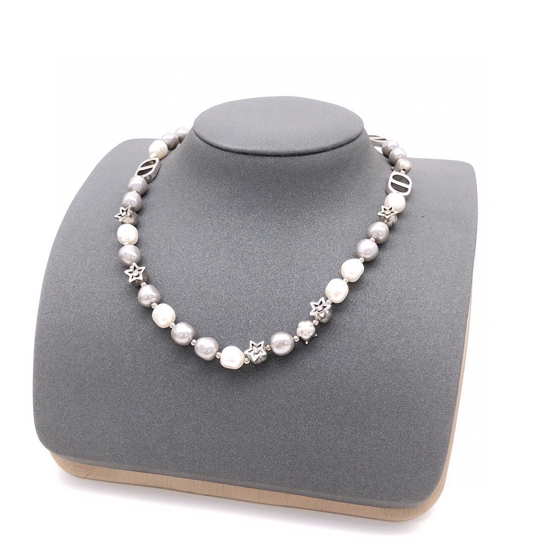 Dior Pearls And Stars 18K Gold Necklace