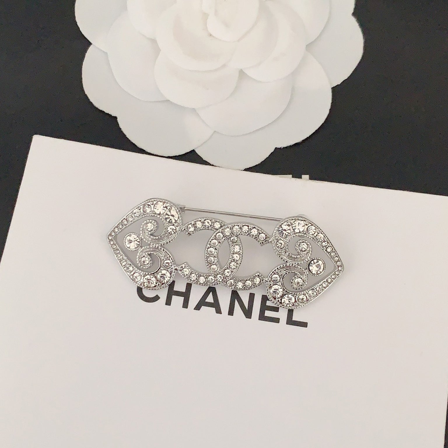Chanel Heart 18K Gold Brooch