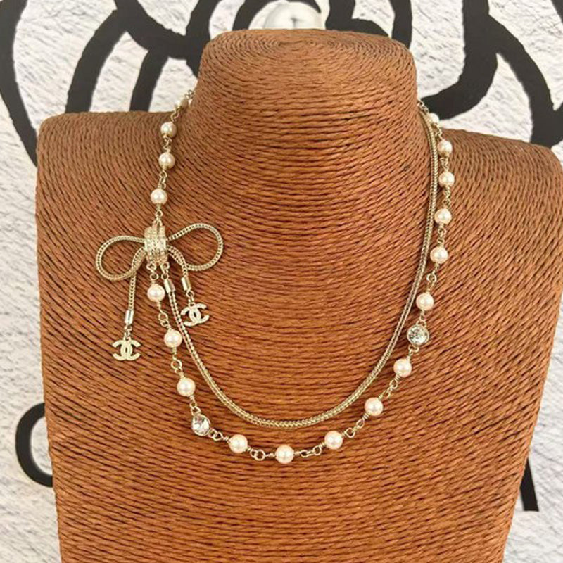 Chanel Bow Tie Pearl 18K Gold Necklace