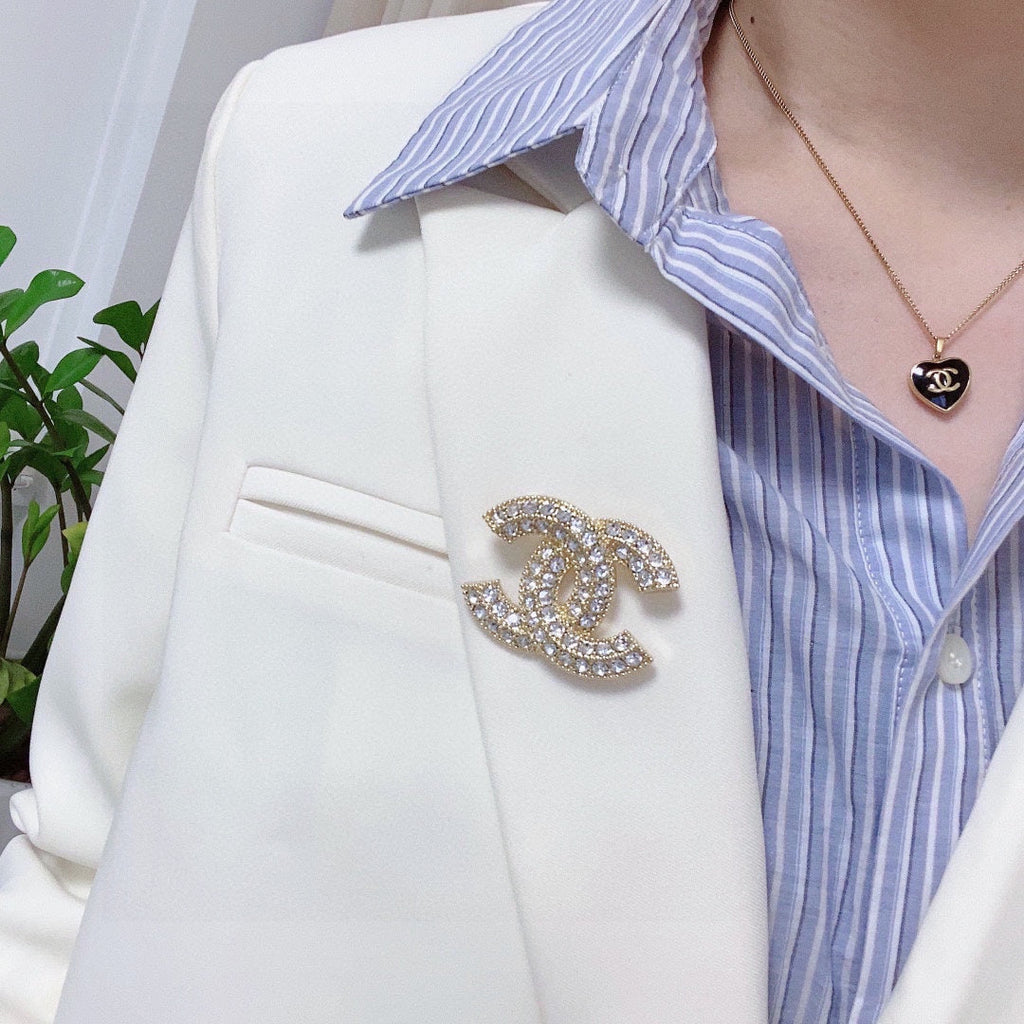 Chanel Diamonds 18K Gold Brooch