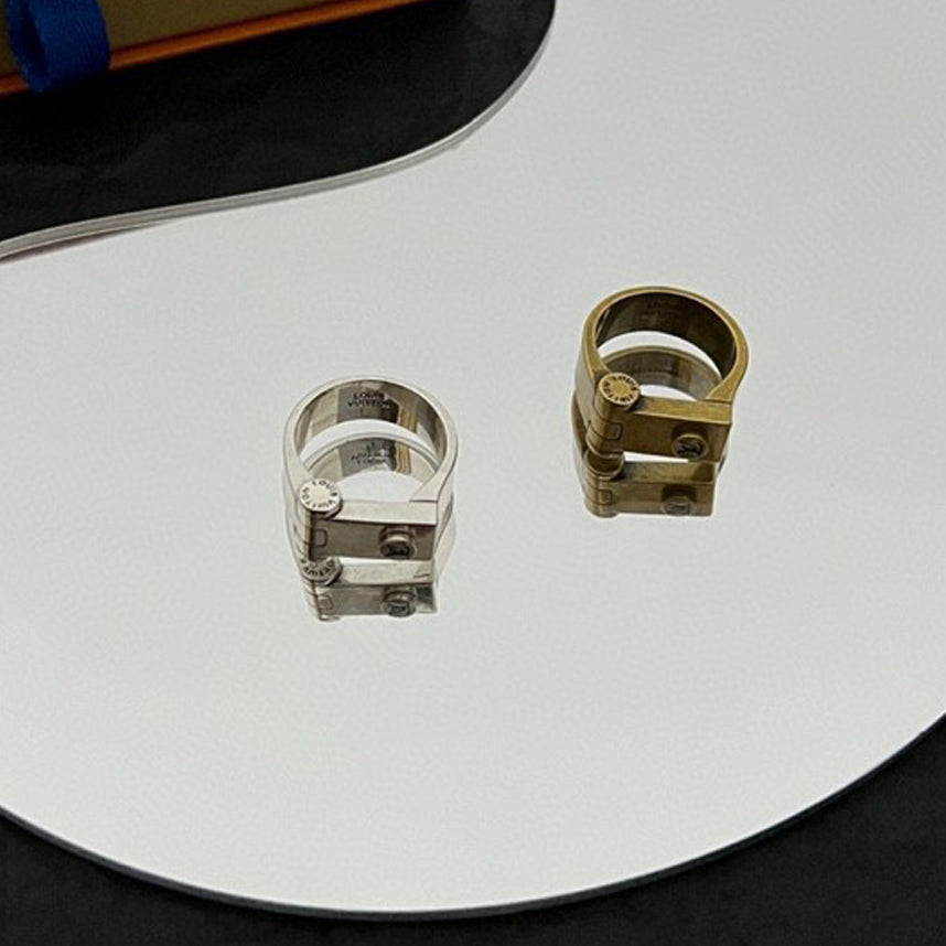 Louis Vuitton Lock Vintage 18K Gold Ring