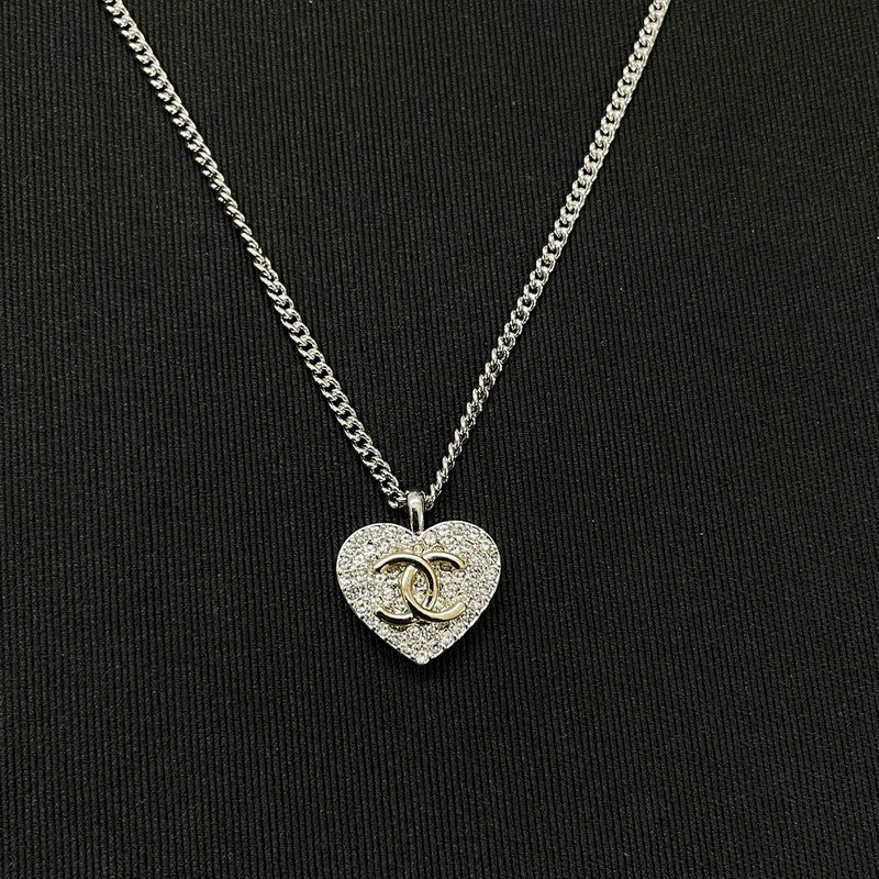 Chanel Diamond Heart 18K Gold Necklace