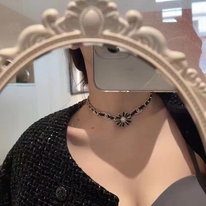 Chanel Black Daisy 18K Gold Necklace