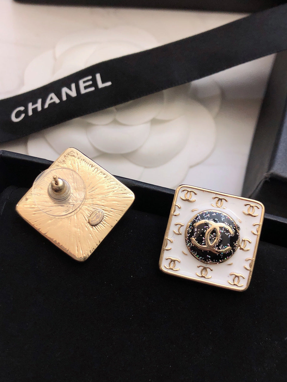 Chanel Vintage 18K Gold Earrings
