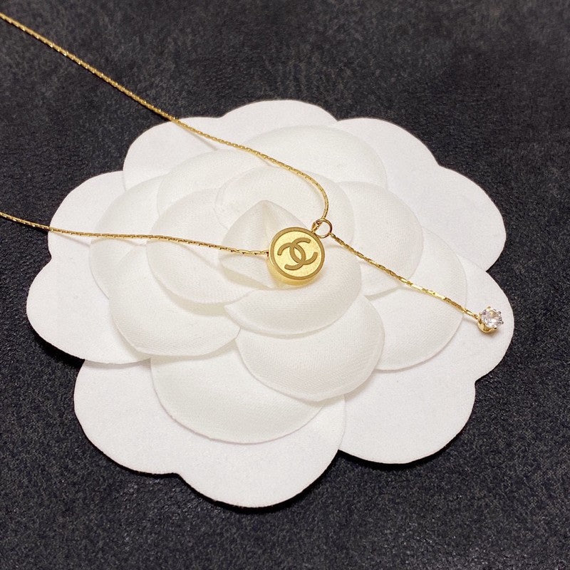 Chanel Gold 18K Gold Necklace