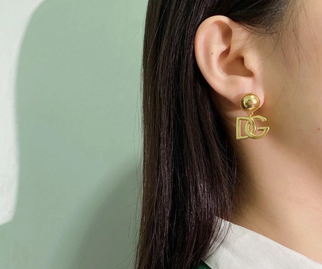 DG Gold 18K Gold Earrings