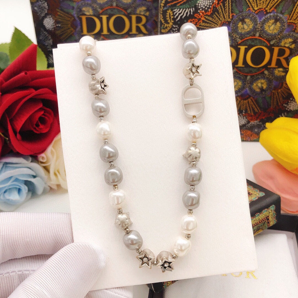 Dior Pearls And Stars 18K Gold Necklace