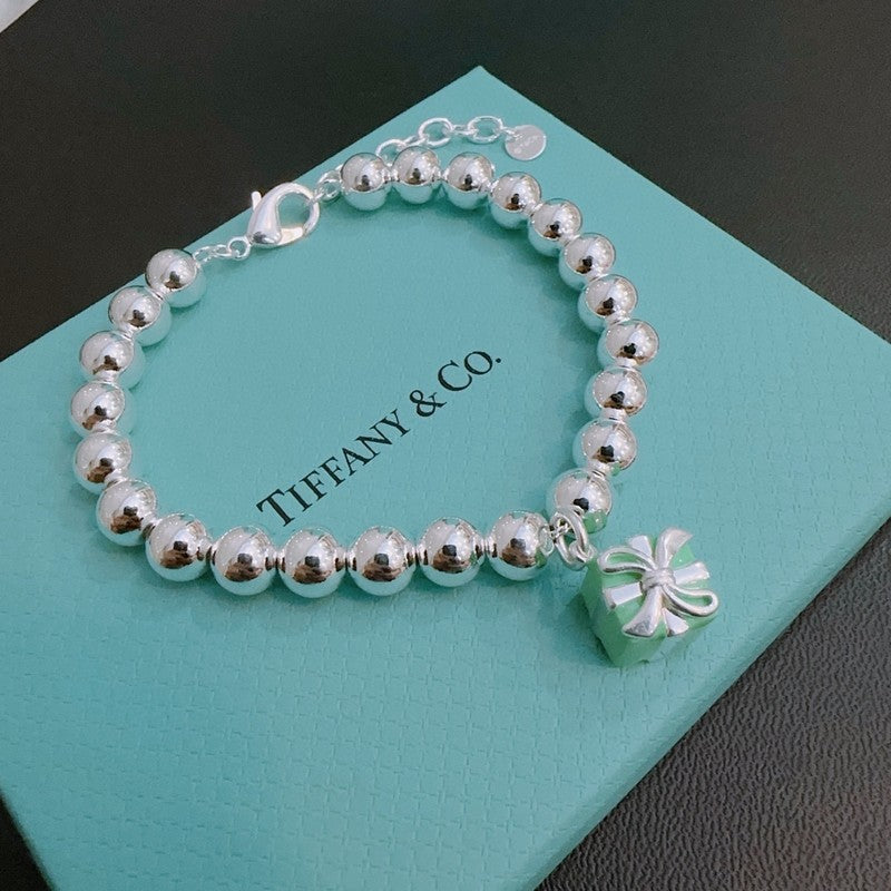 Tiffany Return to Blue Gift Box 18K Gold Bracelet