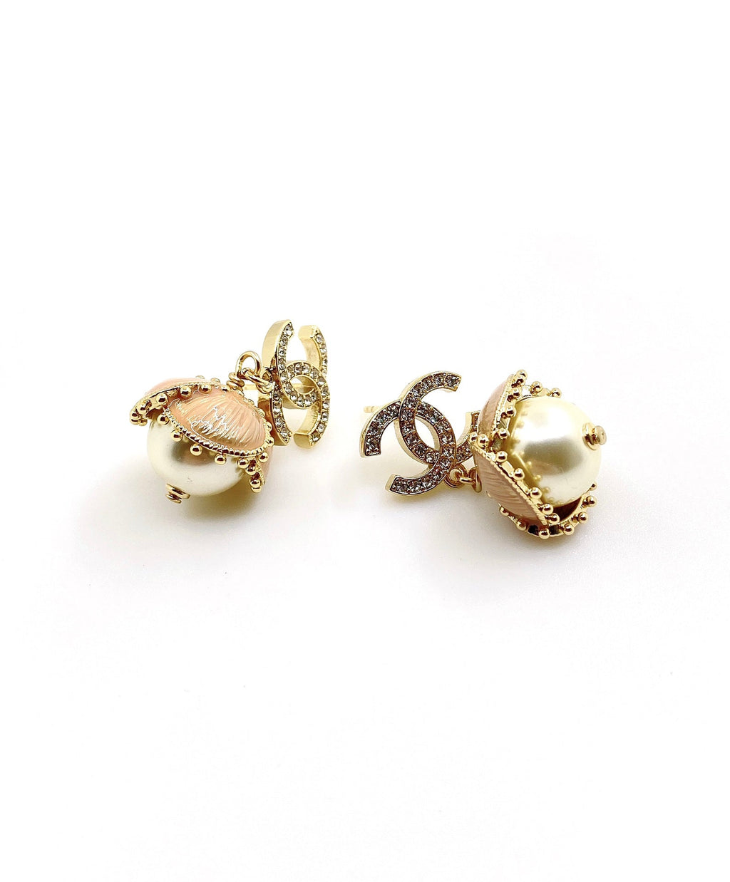 Chanel Flowers 18K Gold Earrings