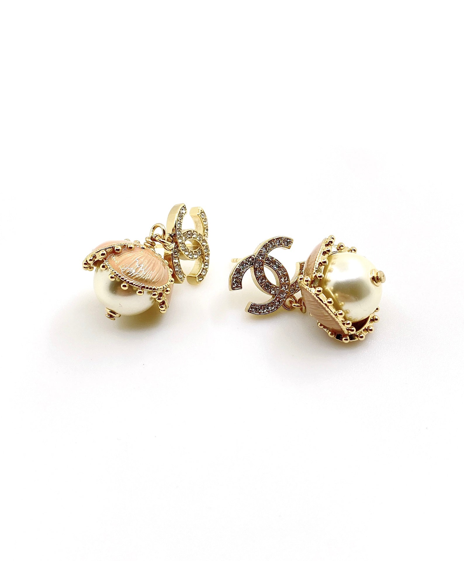 Chanel Flowers 18K Gold Earrings