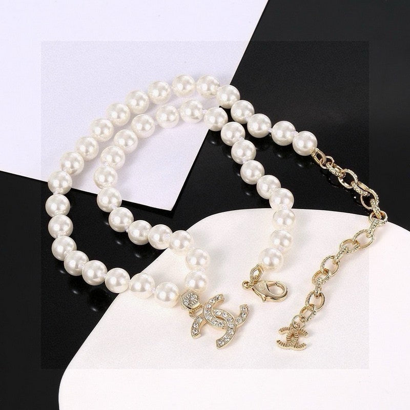 Chanel Pearl Chain Diamond 18K Gold Necklace