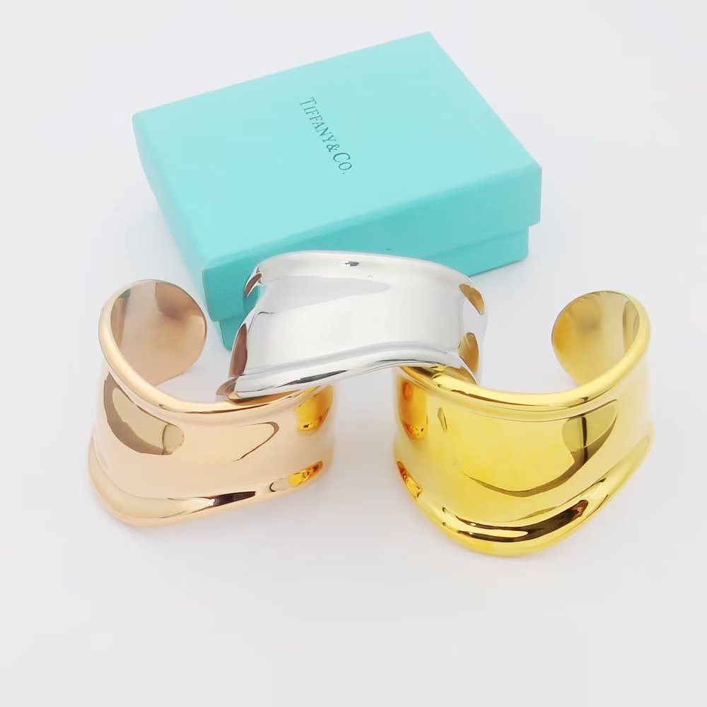 Tiffany Elsa Peretti Small Bone Cuff 18K Gold Bracelet