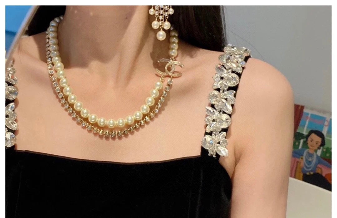 Chanel Pearls 18K Gold Necklace