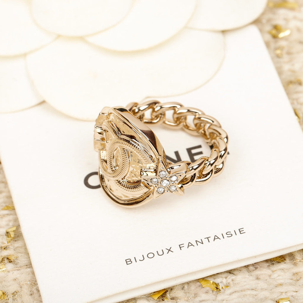 Chanel Chain 18K Gold Ring