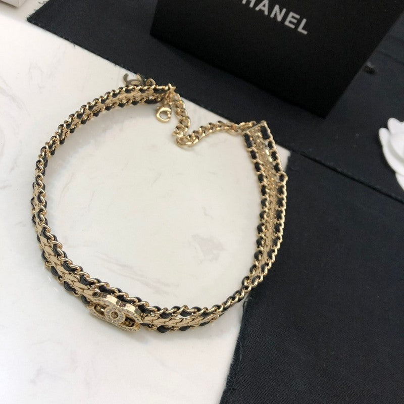Chanel Strass 18K Gold Necklace