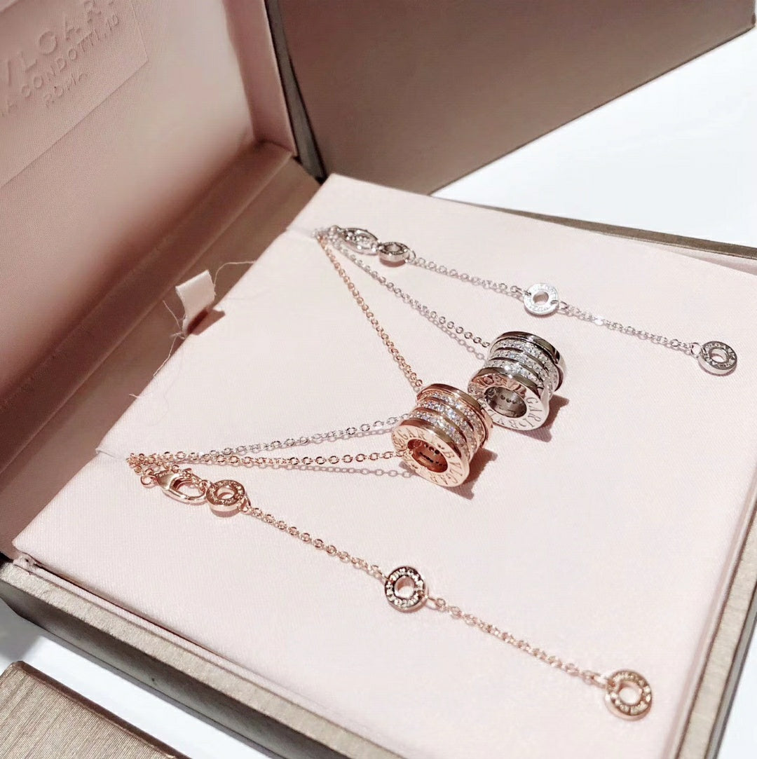 B.zero1 Demi-Pave Diamonds 18K Gold Necklace