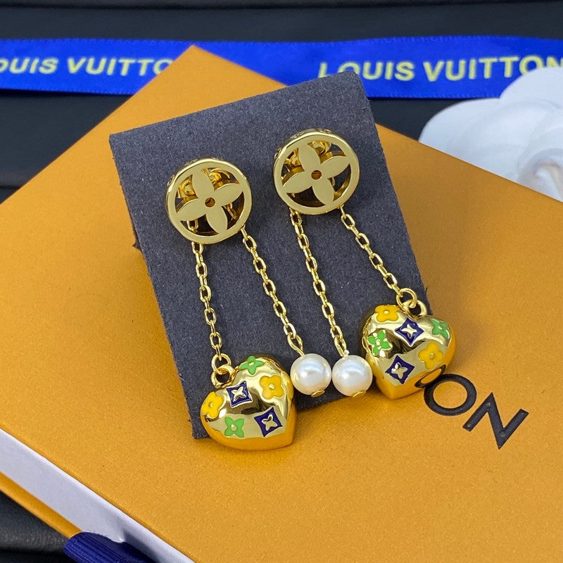Louis Vuitton Diamond Pearl Drop 18K Gold Earrings