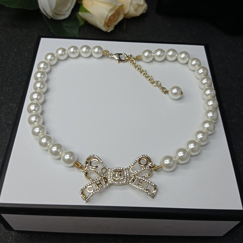 Chanel Bow Pearl 18K Gold Necklace