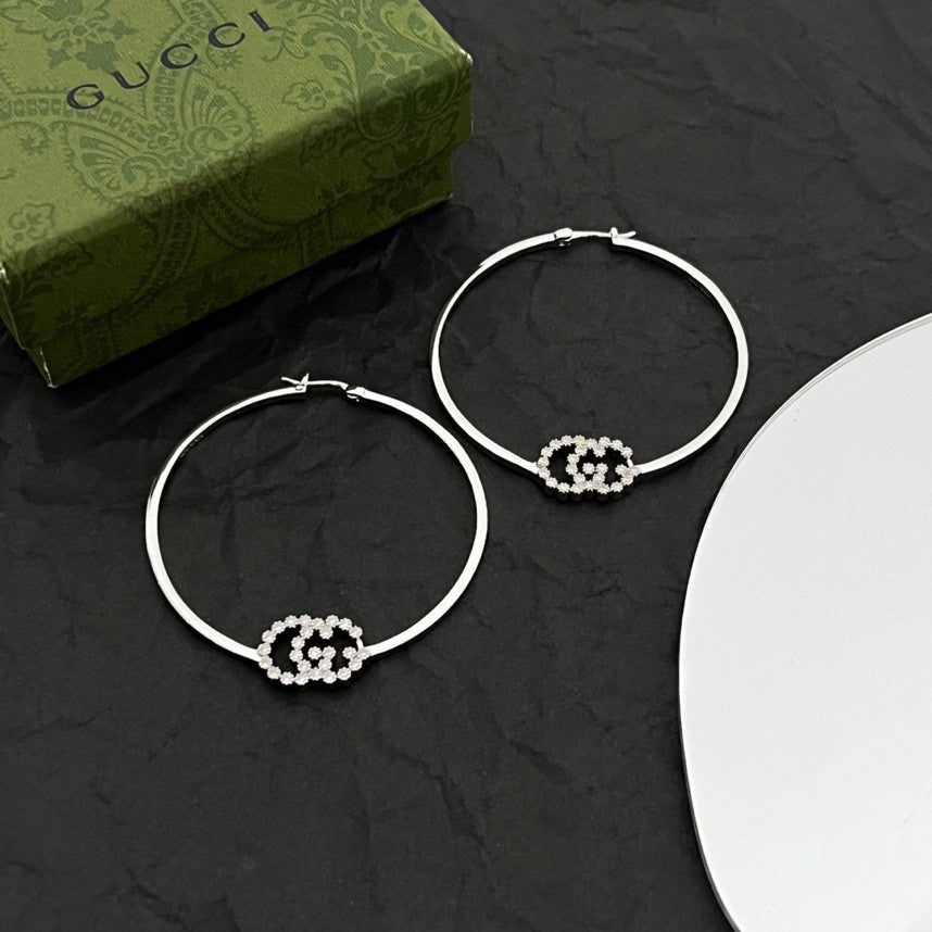 Gucci Double Running Diamond 18K Gold Bracelet