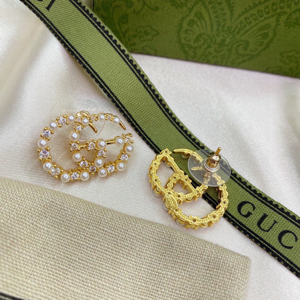 Gucci Double Pearls 18K Gold Earrings