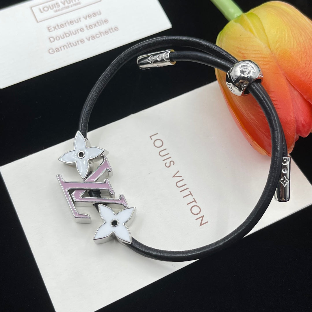 Louis Vuitton Star Pink 18K Gold Bracelet