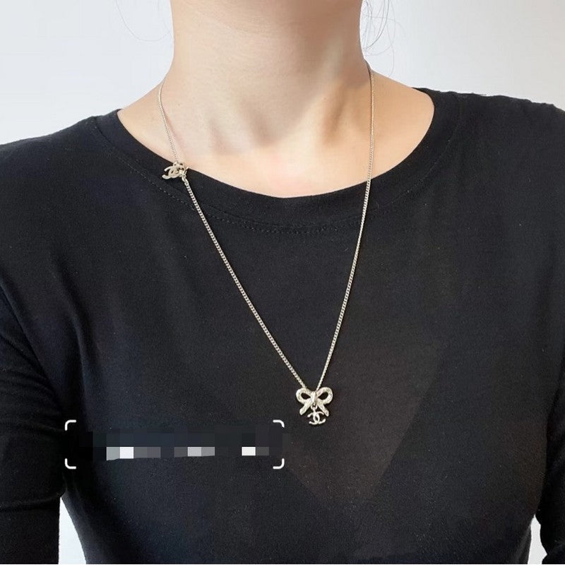 Chanel Gold Bow Tie 18K Gold Necklace