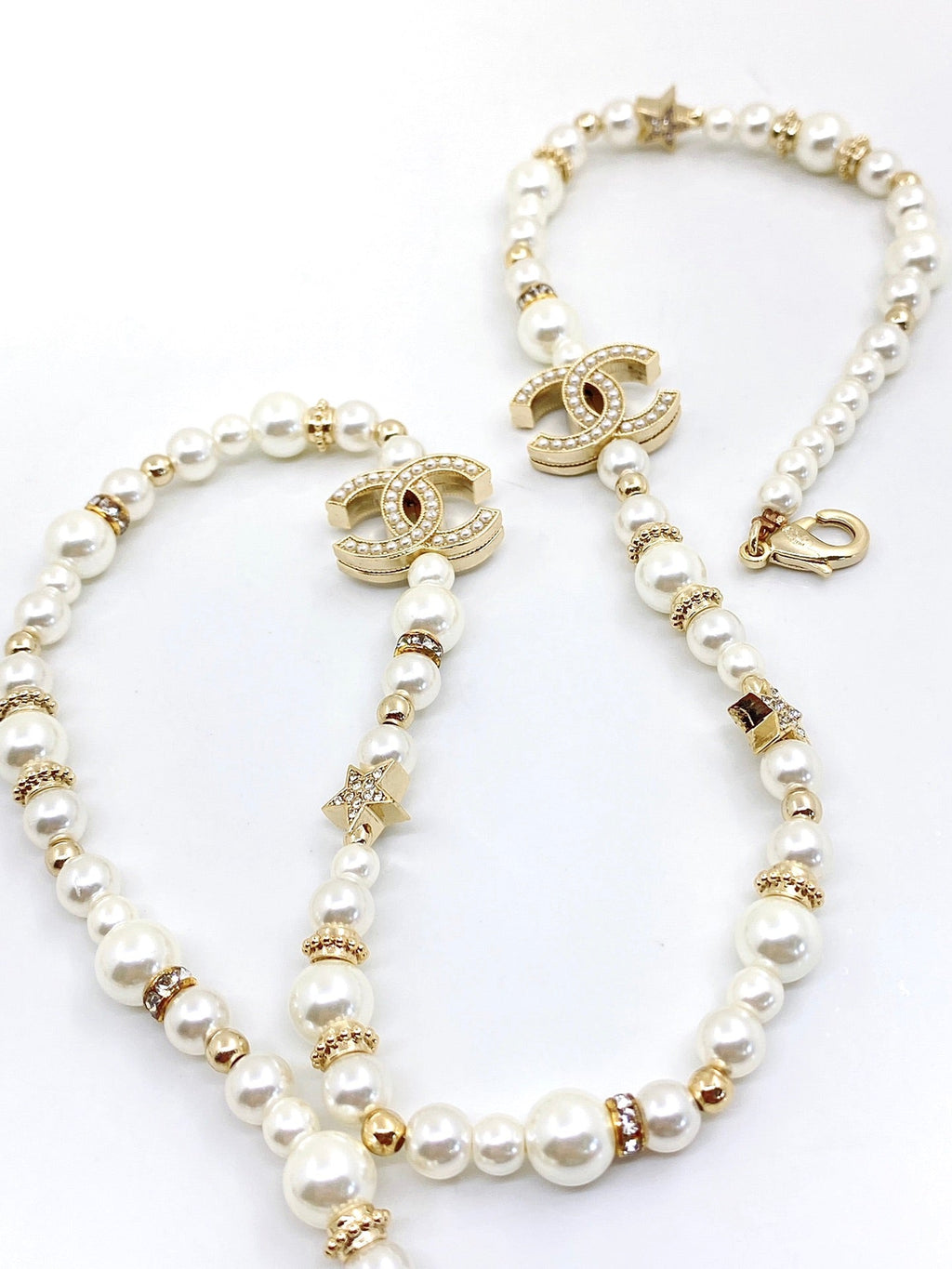 Chanel Pearls 18K Gold Necklace