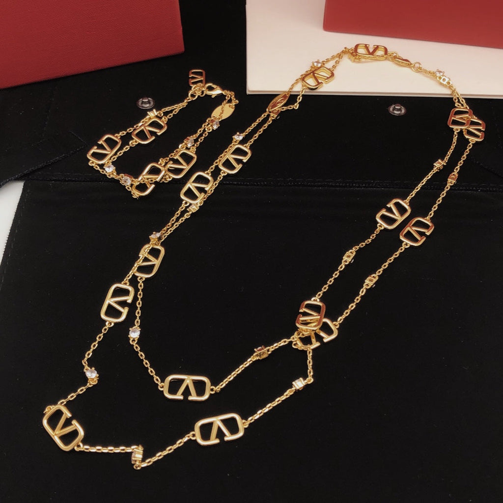 Valentino Long Diamonds 18K Gold Necklace