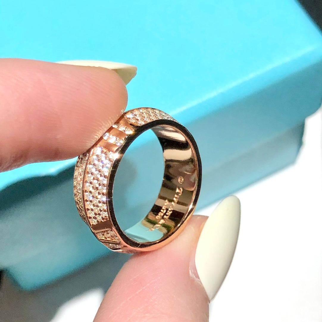 Tiffany Atlas x Closed Wide 18K Gold Ring