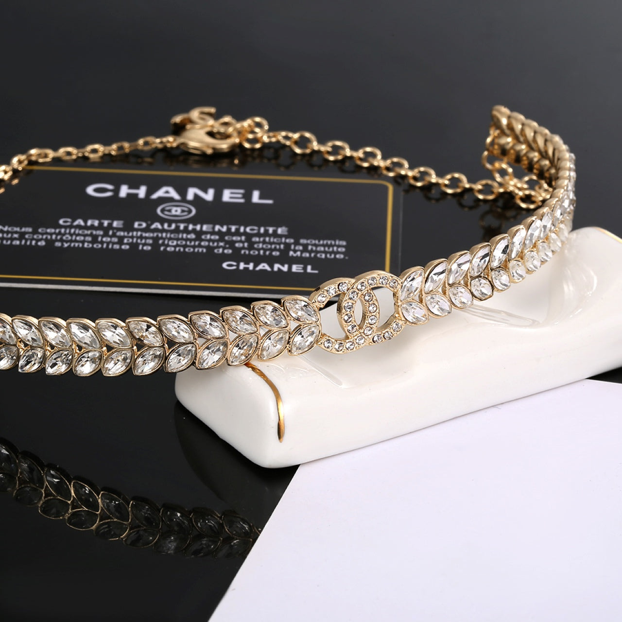 Chanel Diamonds Choker 18K Gold Necklace