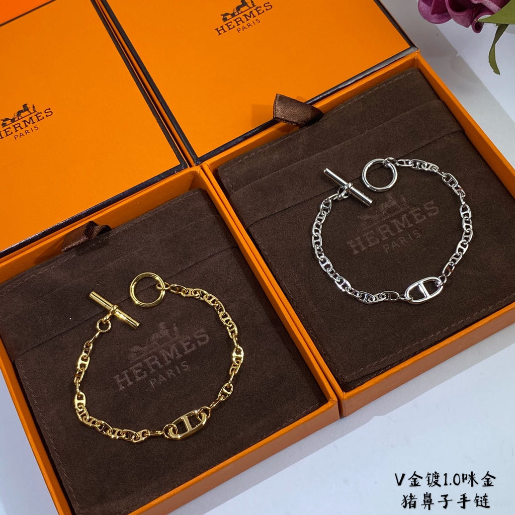 Hermes New Farandole 18K Gold Bracelet
